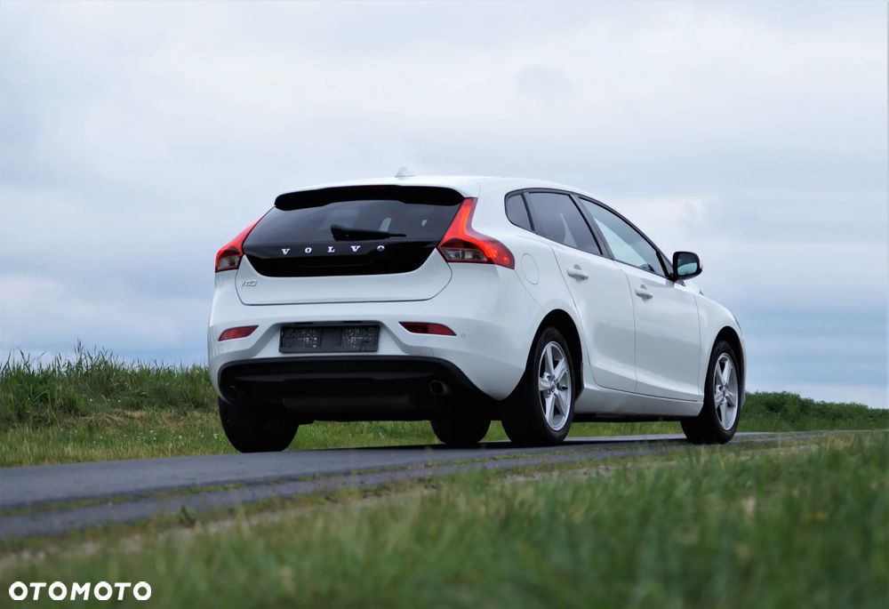 Volvo V40 - 9