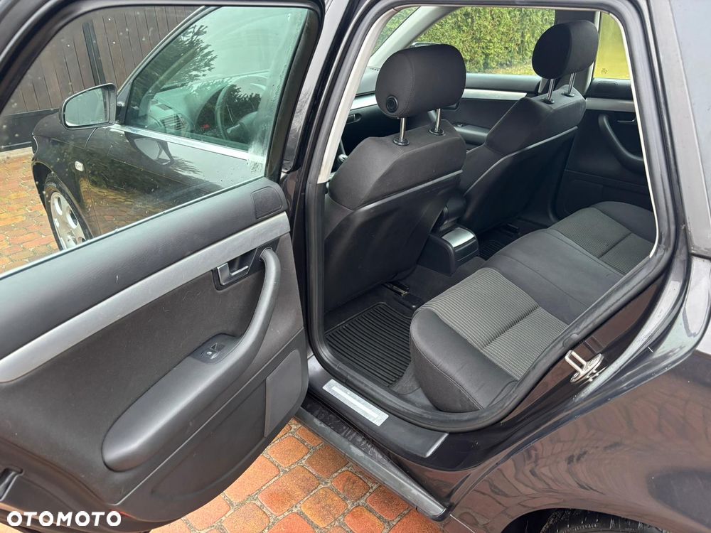 Audi A4 Avant 2.0 TDI DPF - 17