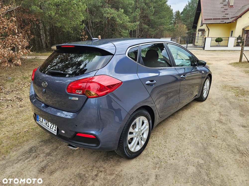 Kia Ceed - 5