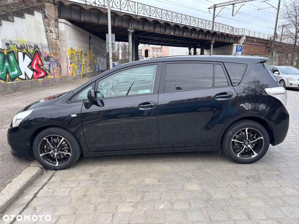Toyota Verso 2.2 D-CAT Sol Plus 7os - 2