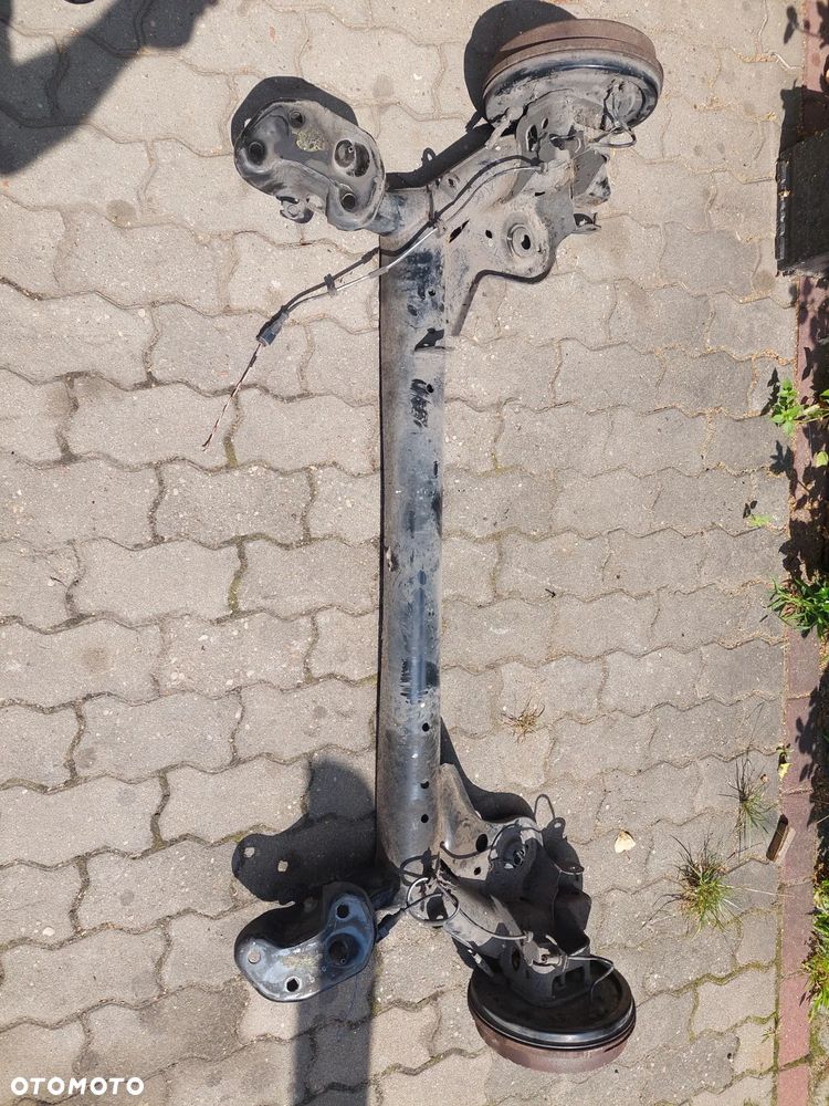 Belka tylna kompletna Ford B-Max