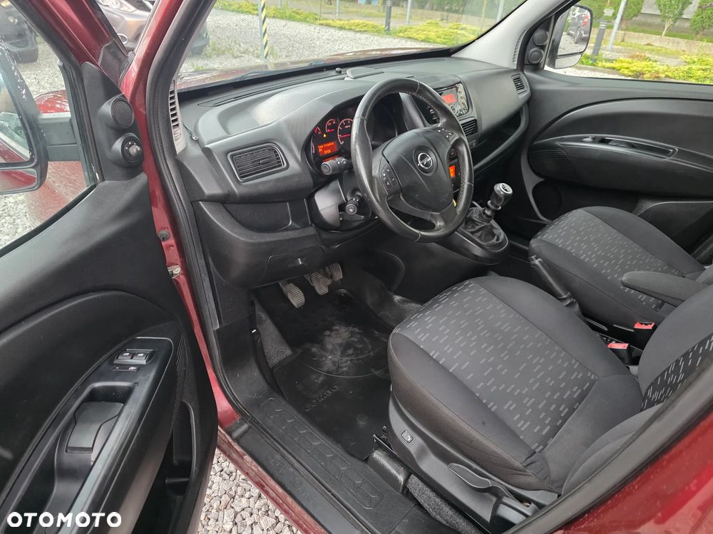 Opel COMBO - 13