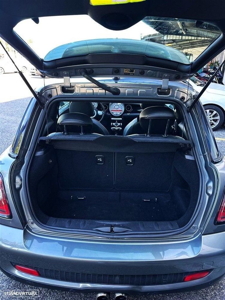MINI 3 Portas Cooper S - 8