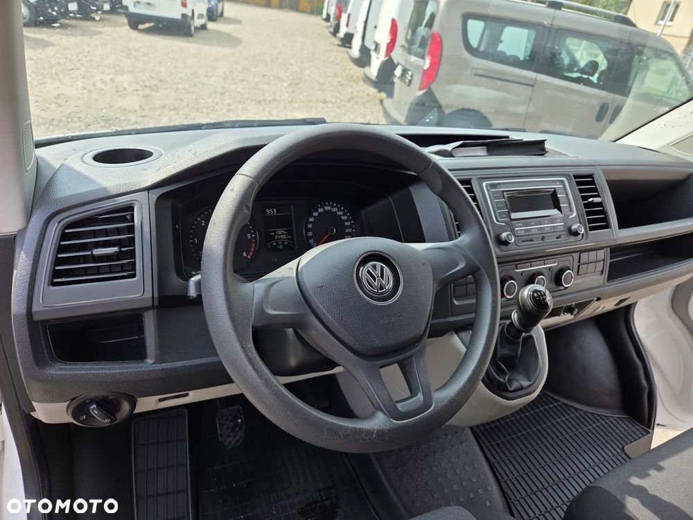 Volkswagen Transporter L2H1 - 14
