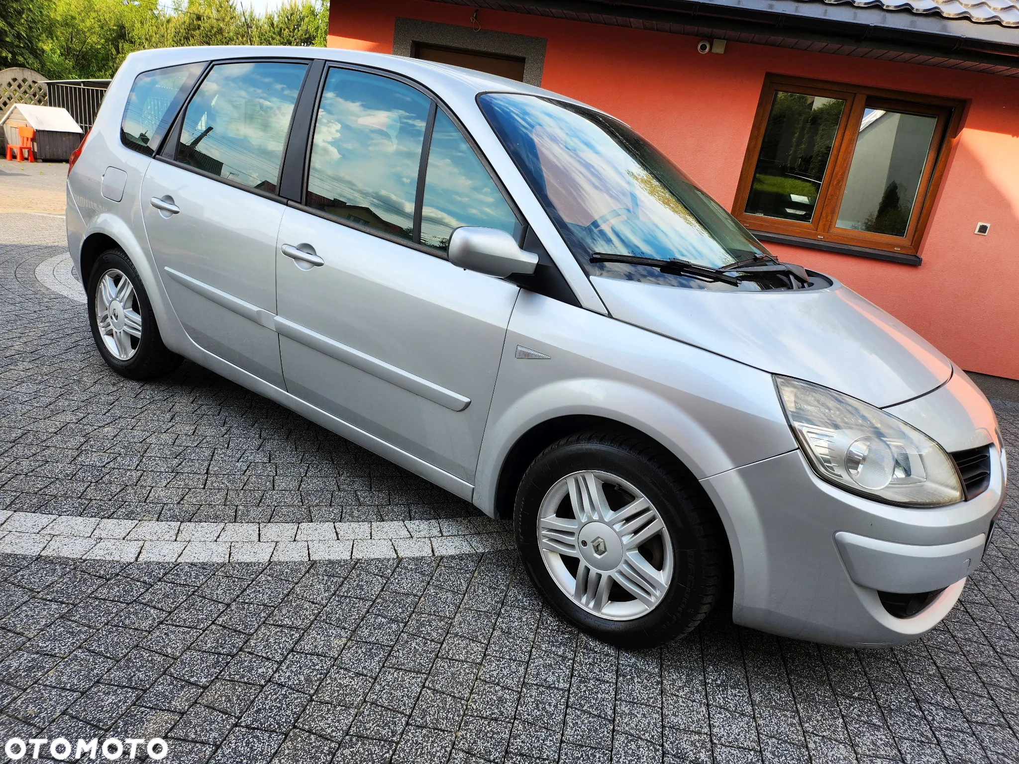 Renault Grand Scenic - 3