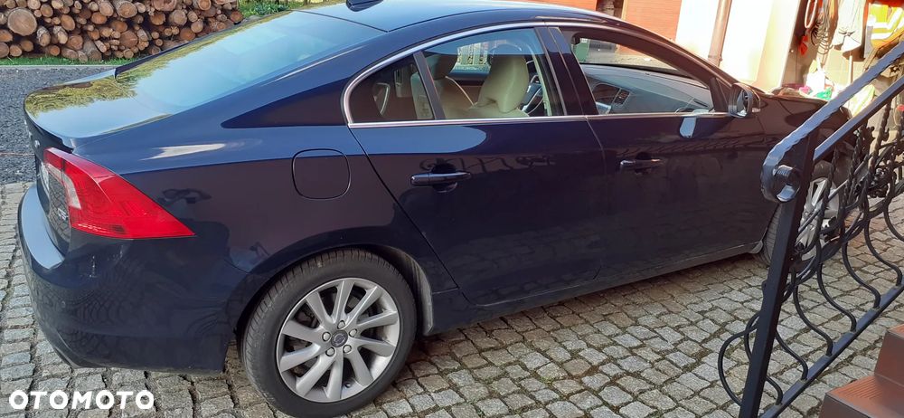 Volvo S60 D5 Drive-E Momentum - 2