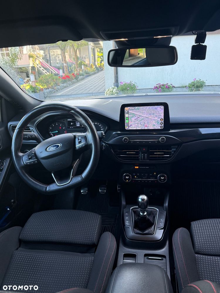 Ford Focus - 16