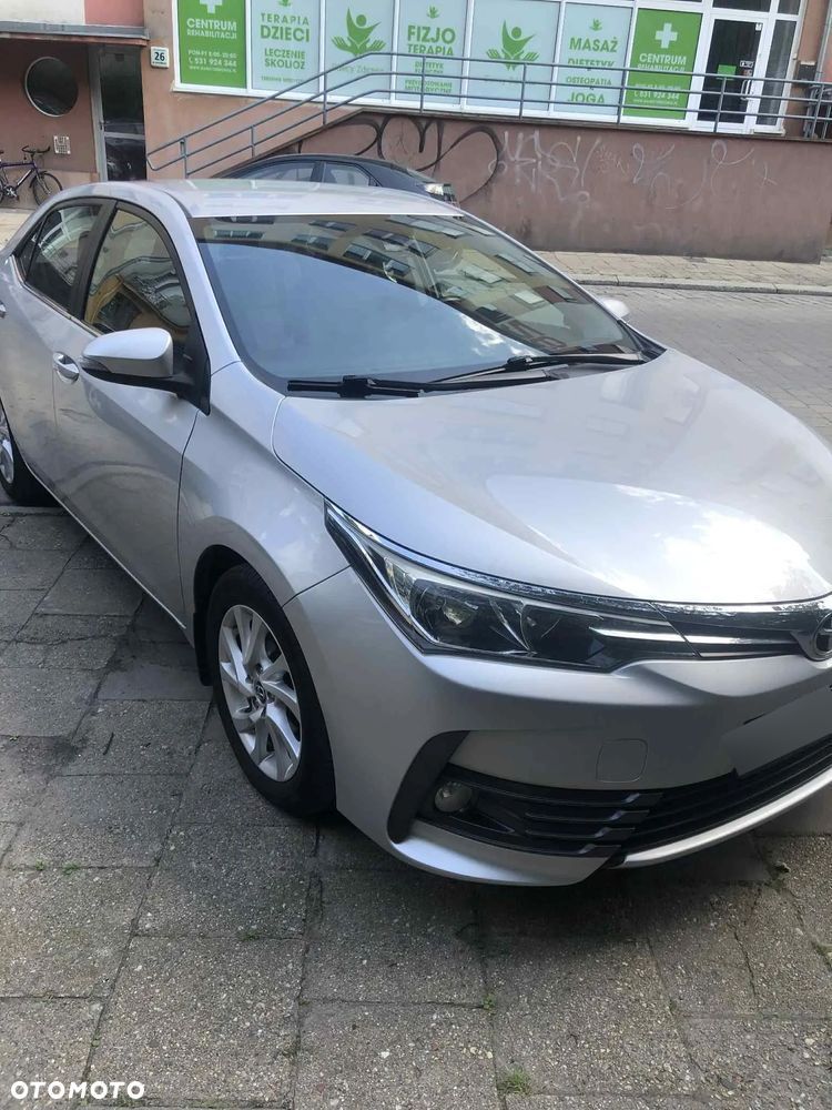 Toyota Corolla 1.6 Comfort - 3