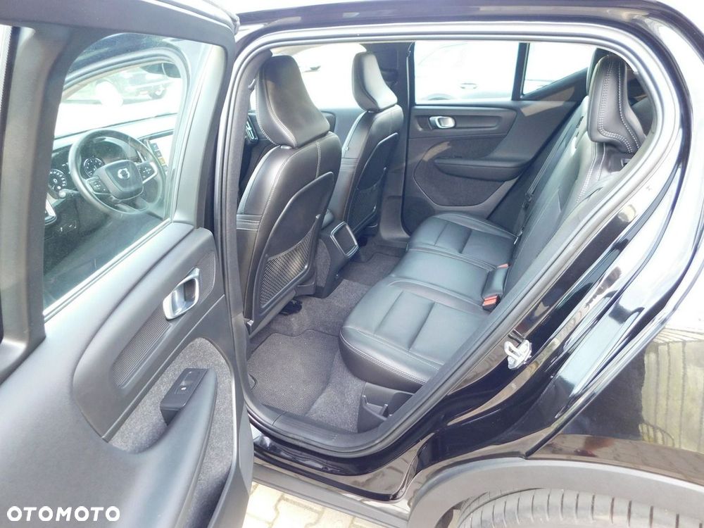 Volvo XC 40 T3 Inscription - 14