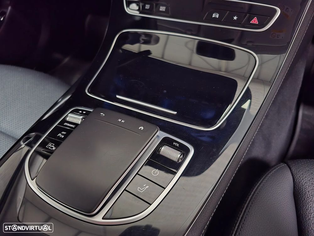 Mercedes-Benz E 300 de Avantgarde - 32