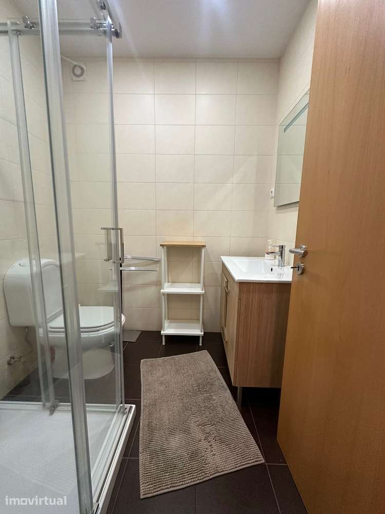 Apartamento T3 à venda na Urb. Quinta S. Luiz - Grande imagem: 5/8
