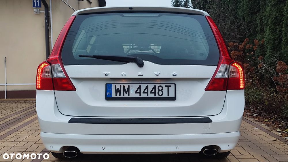 Volvo V70 D5 AWD Kinetic - 15
