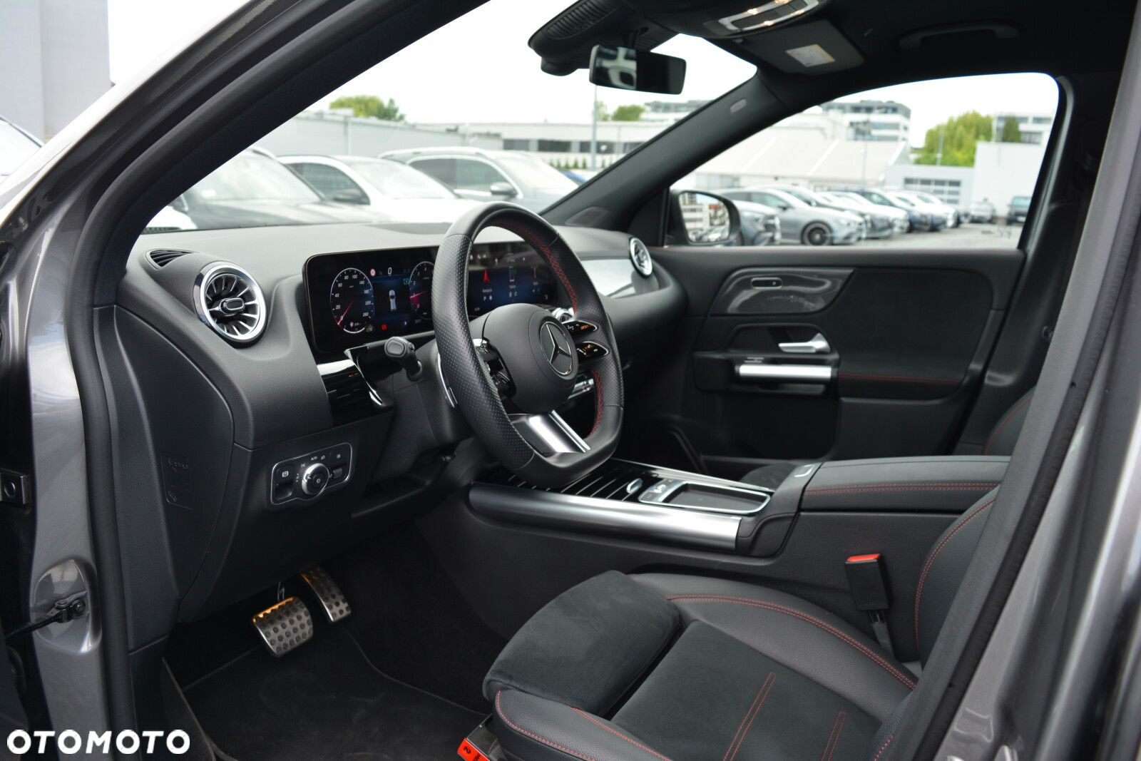 Mercedes-Benz GLA 200 AMG Line - 14