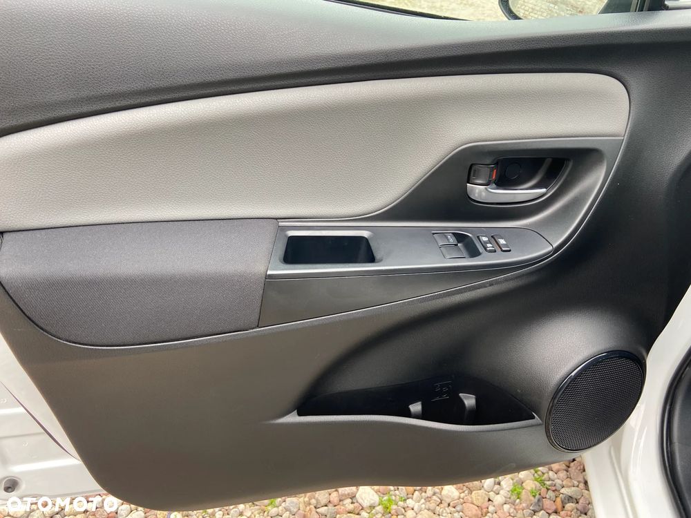 Toyota Yaris - 29