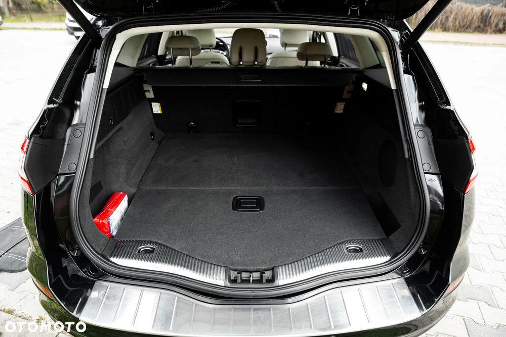 Ford Mondeo 2.0 EcoBoost ST-Line - 24