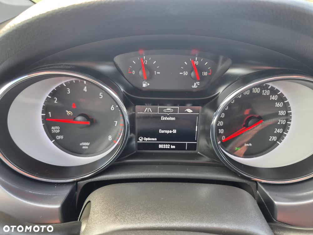 Opel Astra 1.4 Turbo Business - 23