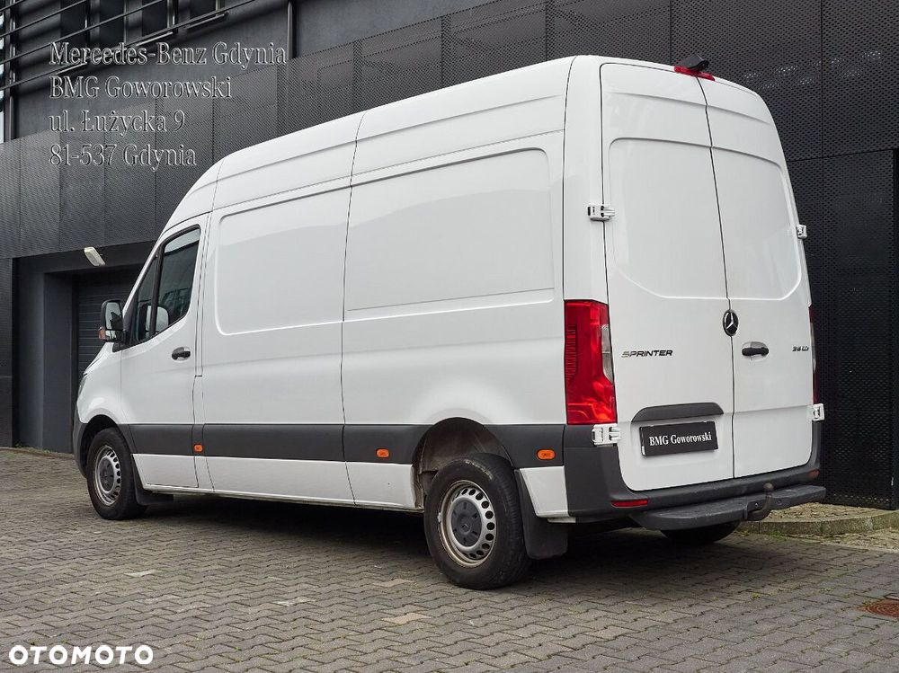 Mercedes-Benz Sprinter - 4