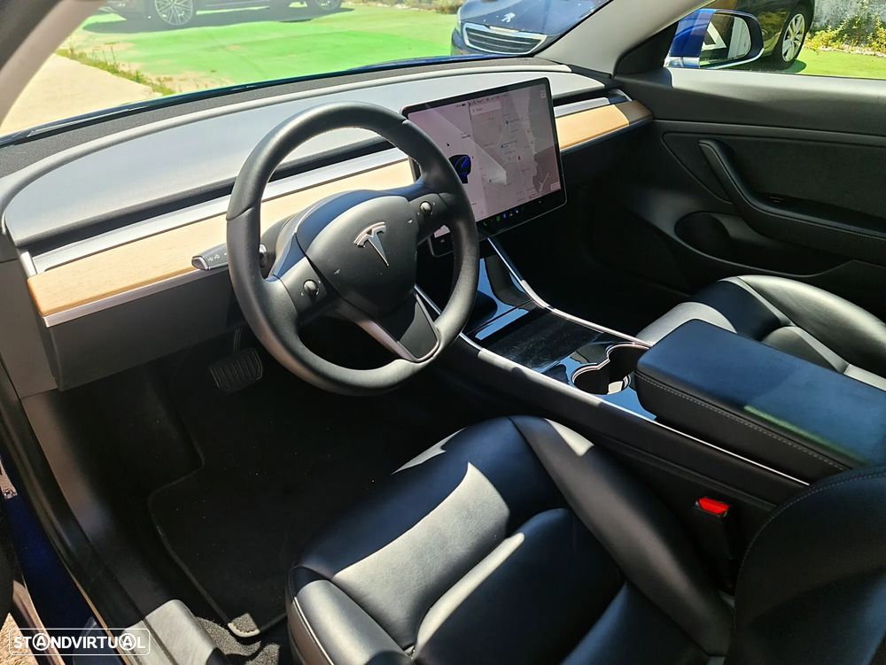 Tesla Model 3 RWD - 7