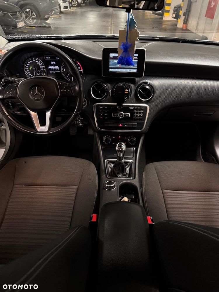 Mercedes-Benz Klasa A 180 CDI (BlueEFFICIENCY) - 12