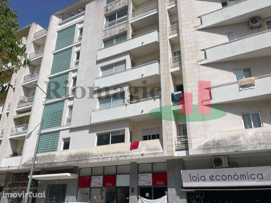 Garagem Rio Maior***RIOMAGIC*** - Grande imagem: 2/3