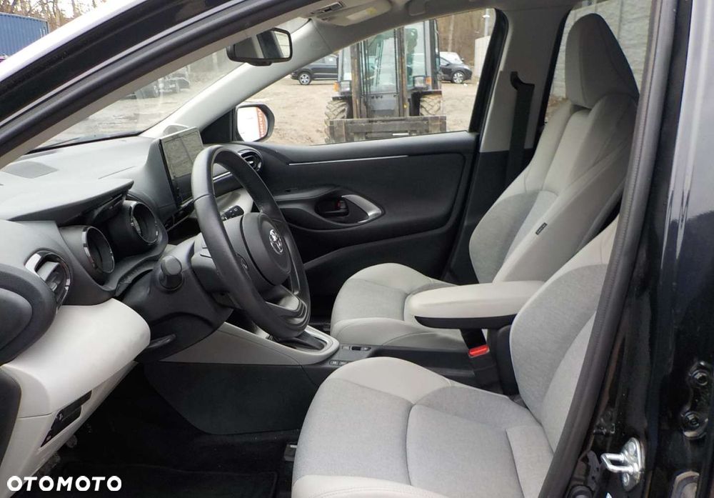 Toyota Yaris - 31