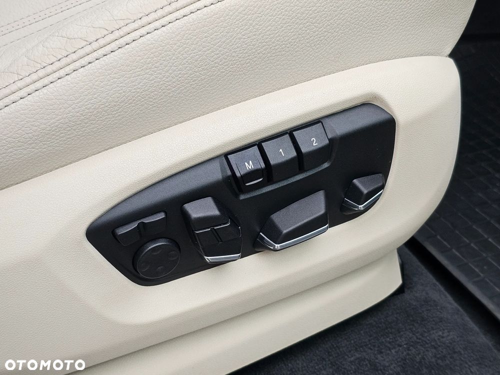 BMW X5 xDrive40d - 31