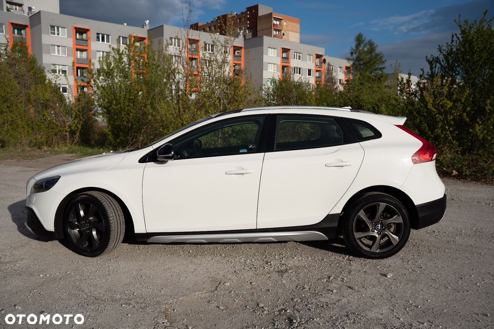 Volvo V40 D4 Geartronic Momentum - 8