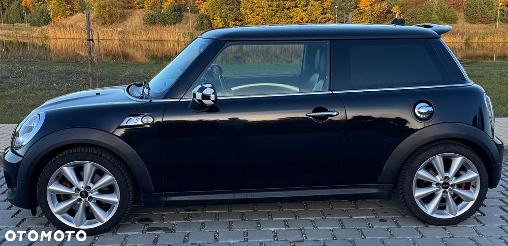 Mini Cooper S 2012 photo 2