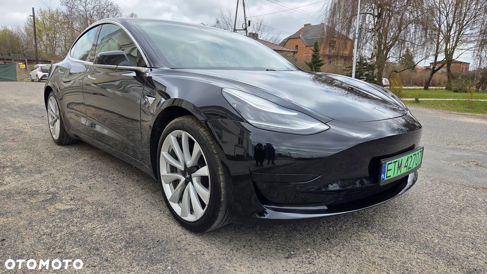 Tesla Model 3 Standard Range Plus - 4