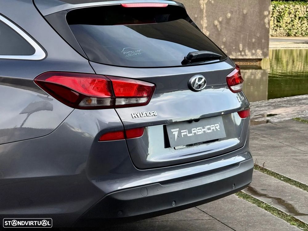 Hyundai i30 SW - 33
