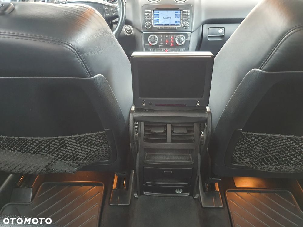 Mercedes-Benz ML 63 AMG 4Matic 7G-TRONIC - 19