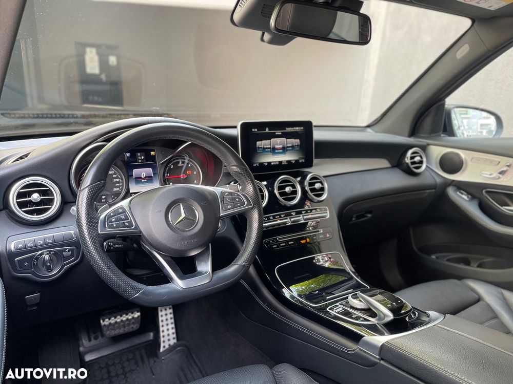 Mercedes-Benz GLC 250 d 4Matic 9G-TRONIC AMG Line - 26