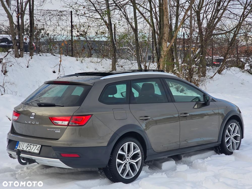 Seat Leon 2.0 TDI Start&Stop 4Drive DSG X-Perience - 38