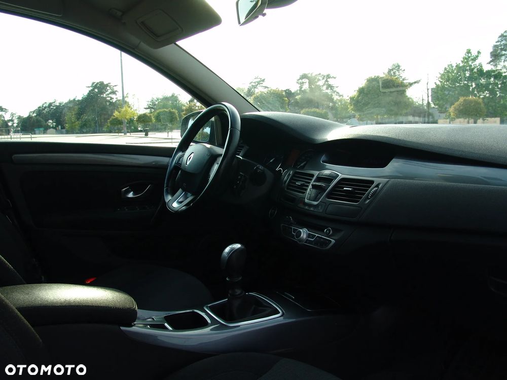 Renault Laguna 2.0 DCi FAP Expression - 14