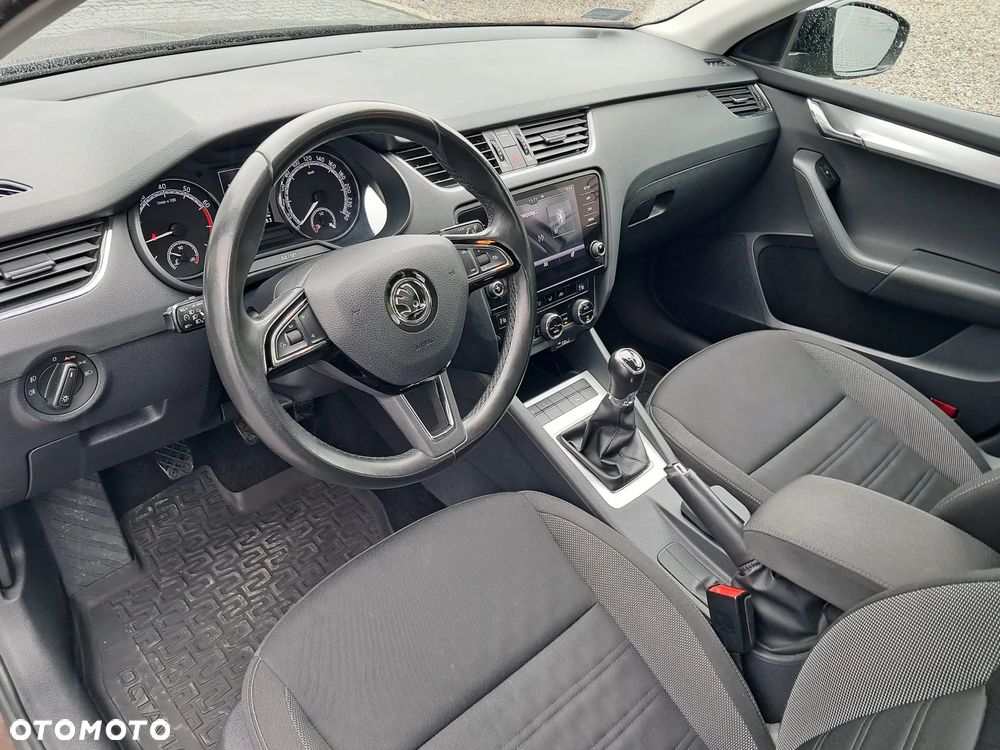 Skoda Octavia 1.5 TSI ACT Ambition - 17