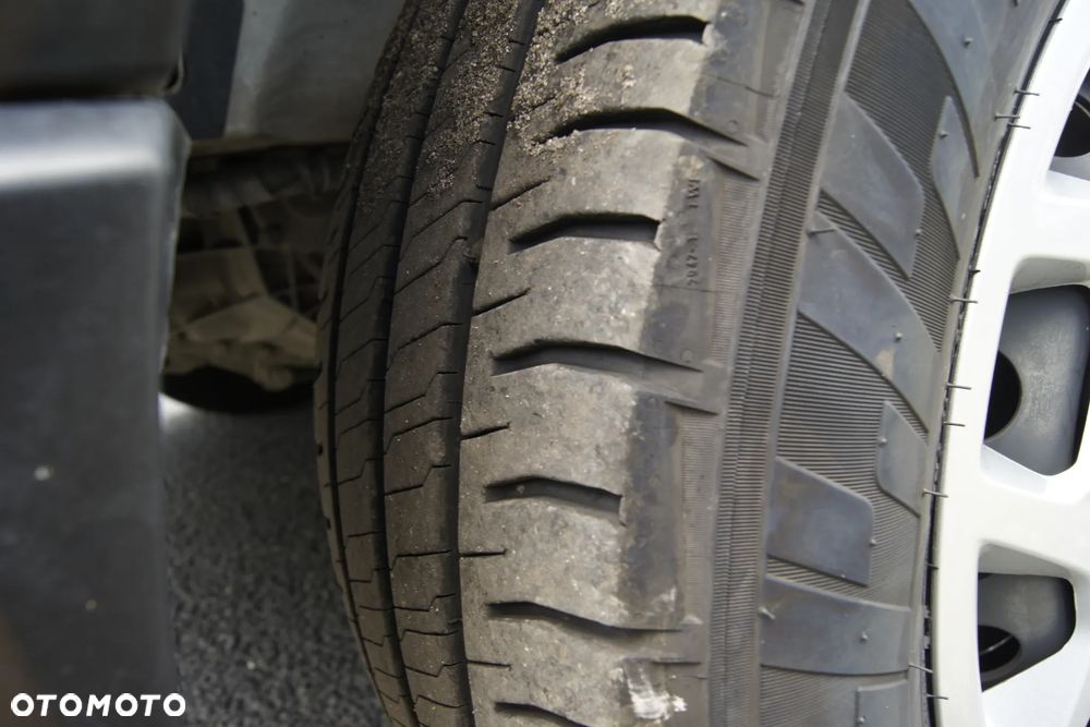 Ford Transit - 18