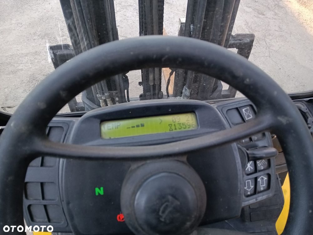 Yale GLP 35VX - 7