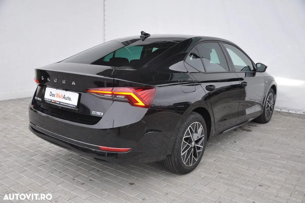 Skoda Octavia 1.5 TSI e-TEC DSG Clever - 6