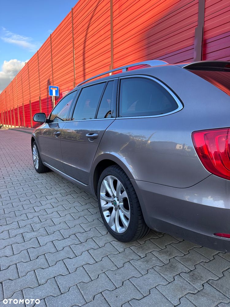 Skoda Superb 1.8 TSI Family - 11