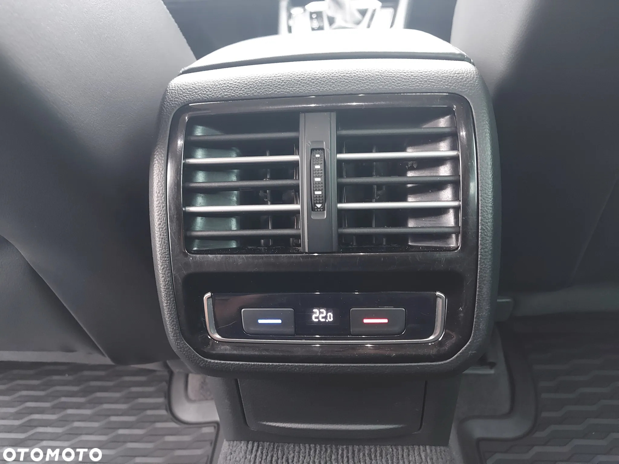 Volkswagen Passat 2.0 TDI 4Mot Elegance DSG - 16