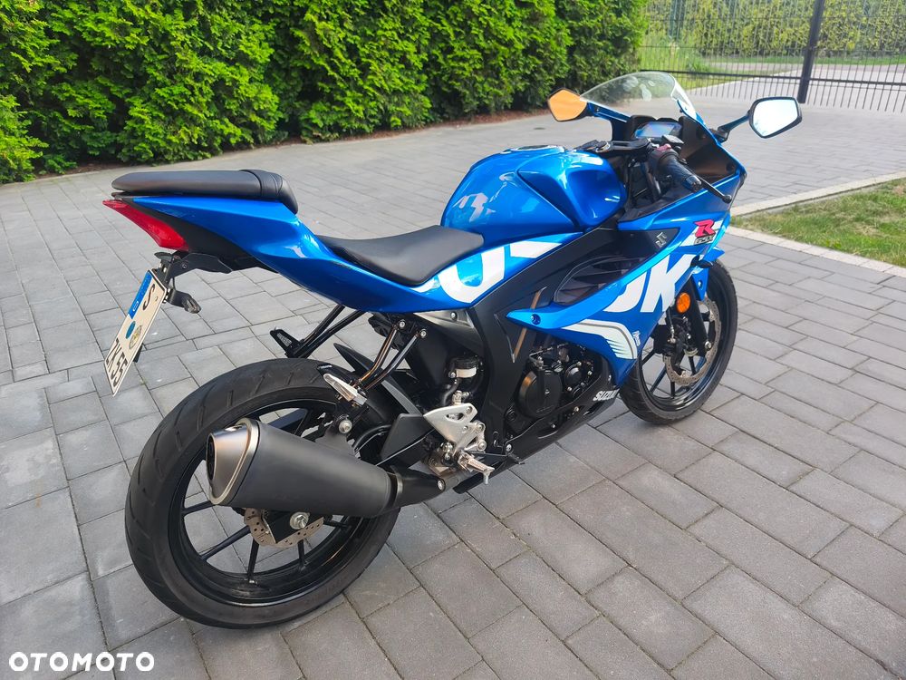 Suzuki GSX-R - 3