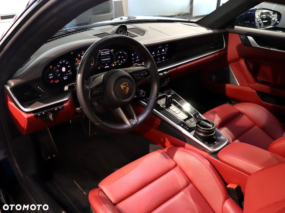 Porsche 911 Carrera Turbo S - 15