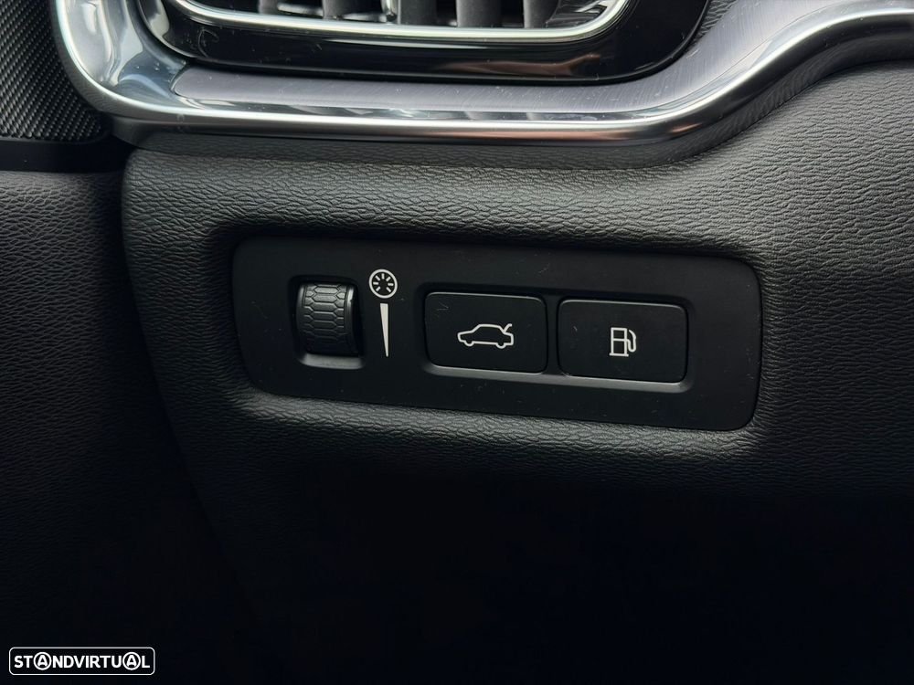 Volvo V60 2.0 T6 AWD TE Inscription Expression - 27