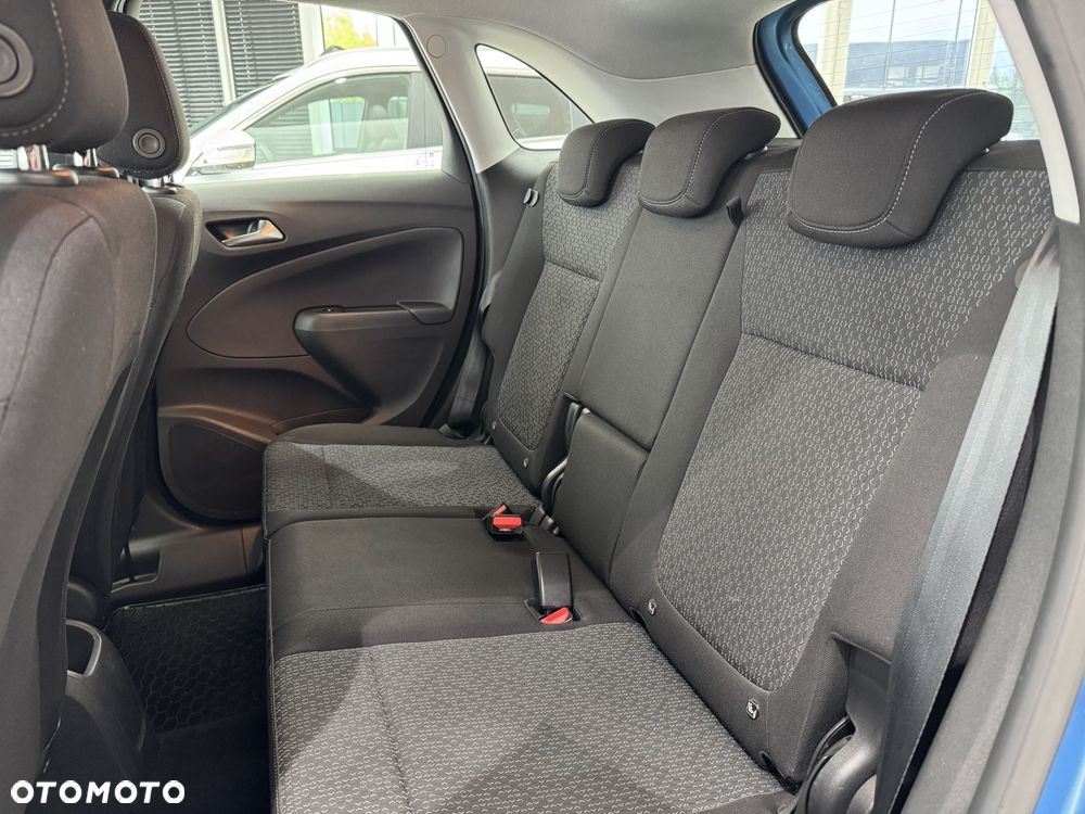 Opel Crossland X - 13