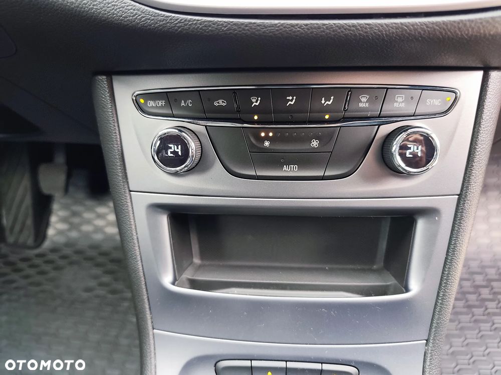 Opel Astra 1.5 CDTI Edition S&S - 13