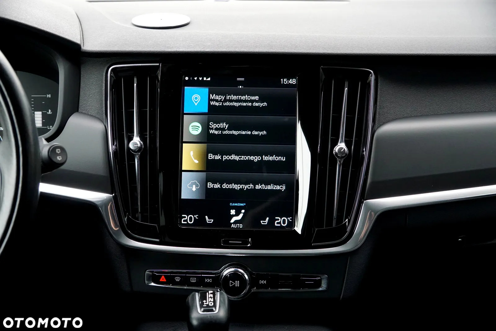 Volvo V90 Cross Country D4 AWD - 33