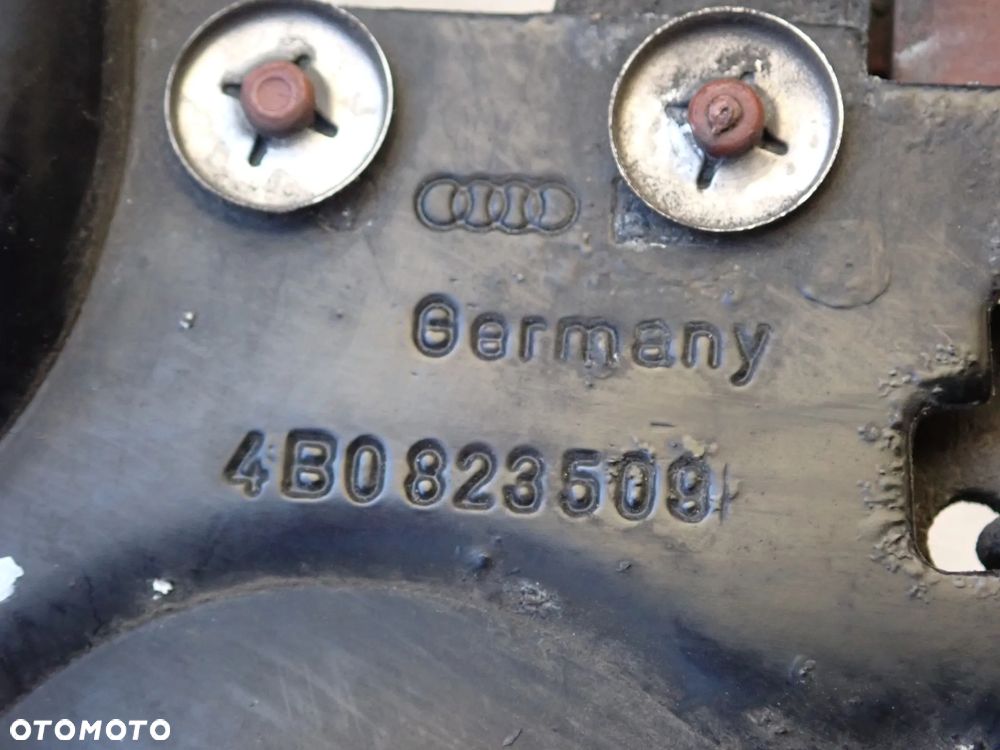 AUDI A6 C5 CZĘŚCI (1)- 4A0857833D, 8E0/1J0864203 B/C/D, 4B9827507M, 4B0823509,4B9827085D, 4B1880204G, DZWIGNIA HAMULCA RĘCZNEGO, 4B9827552M, 4B0823359C, LINKA MASKI, 8L0035501E, 4B0959655P, 8E0909559H, (E8) 67R-016205, 4B0962258N, 8D0422373C, 4B0955453A,  RADIO +PANEL - 9