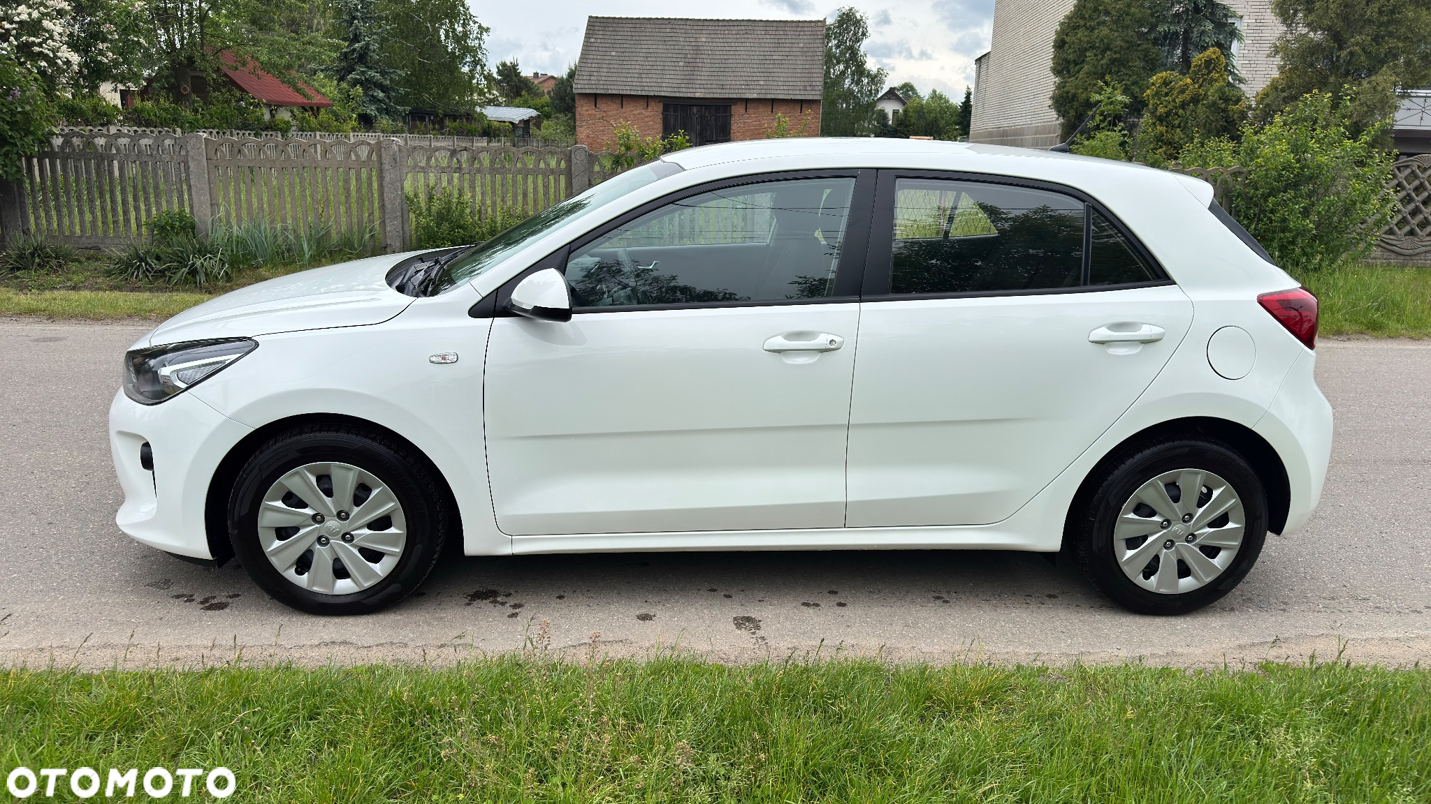 Kia Rio 1.2 Attract - 8