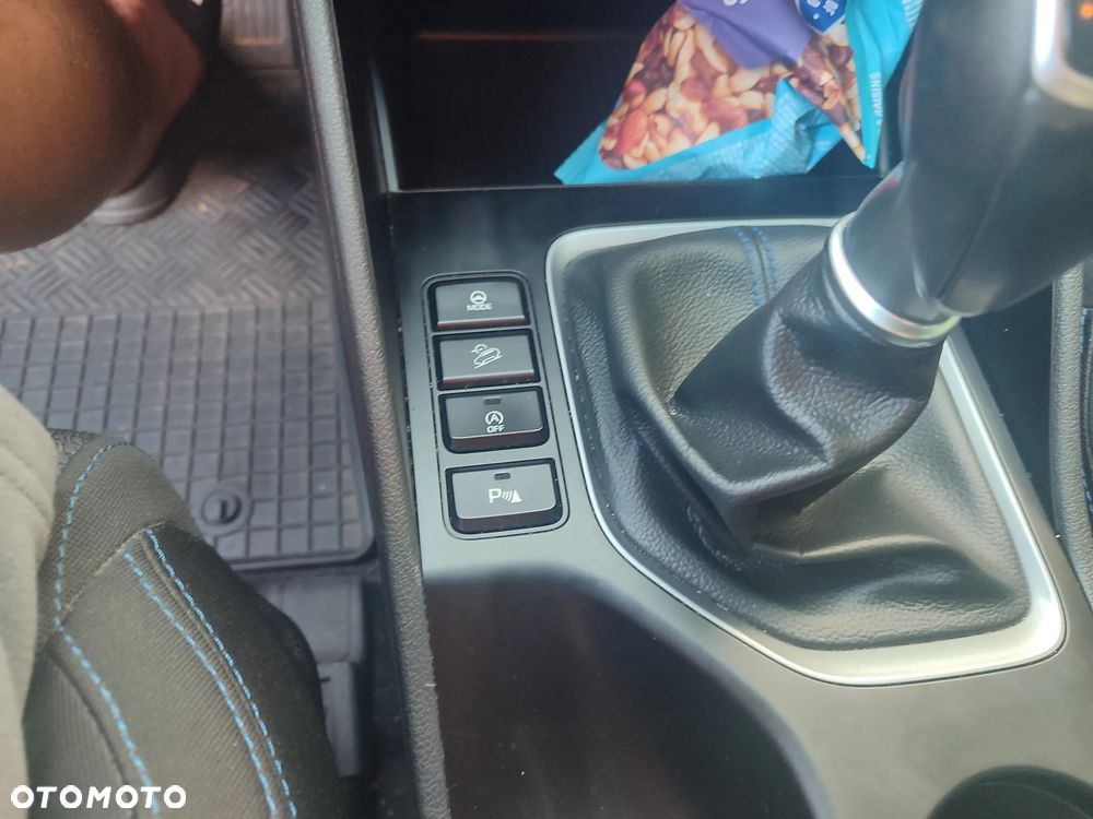 Hyundai Tucson 2.0 CRDI BlueDrive Style 2WD - 14