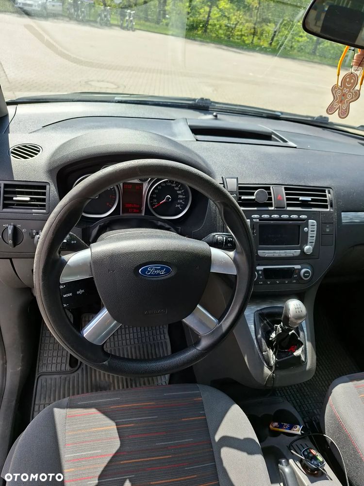 Ford C-MAX - 10